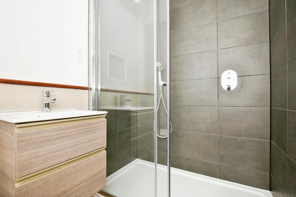 En suite