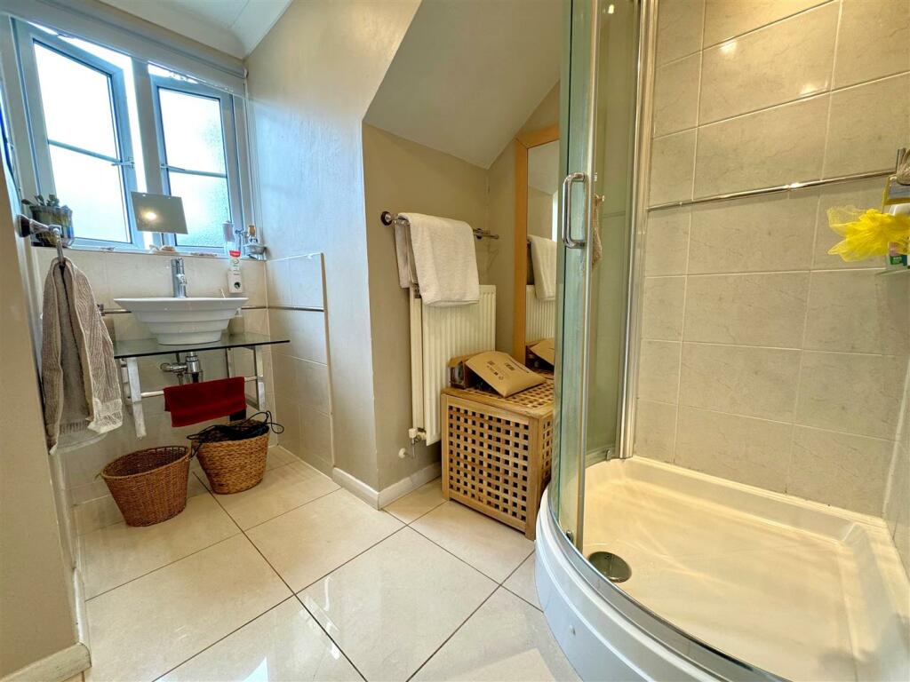 en-suite.jpg