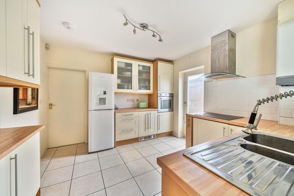 1300224-16-6830ac...