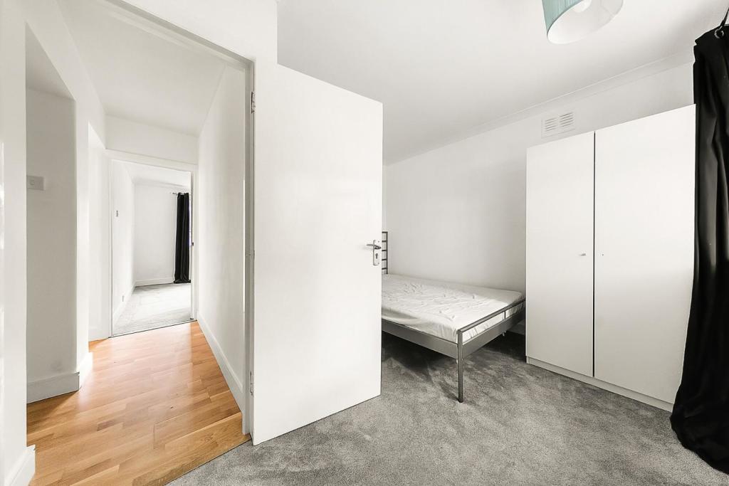 Second Bedroom.jpg
