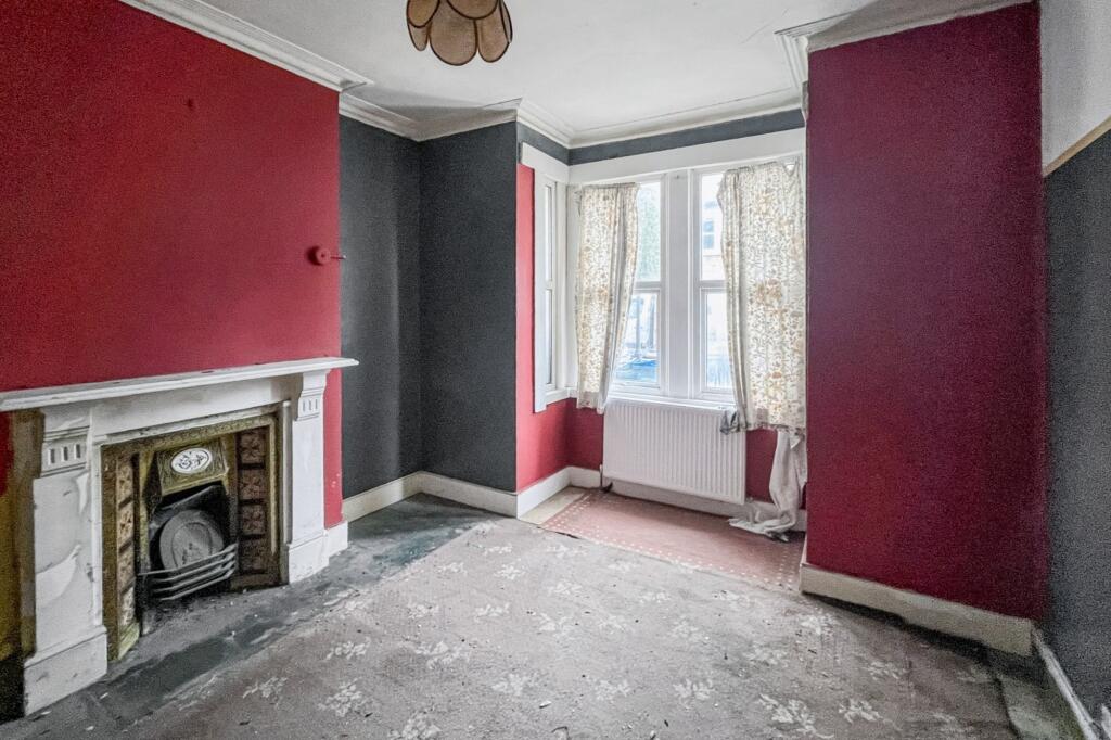 Ground Floor Flat, 35 Ridley Road, Wimbledon, London SW19 1ET