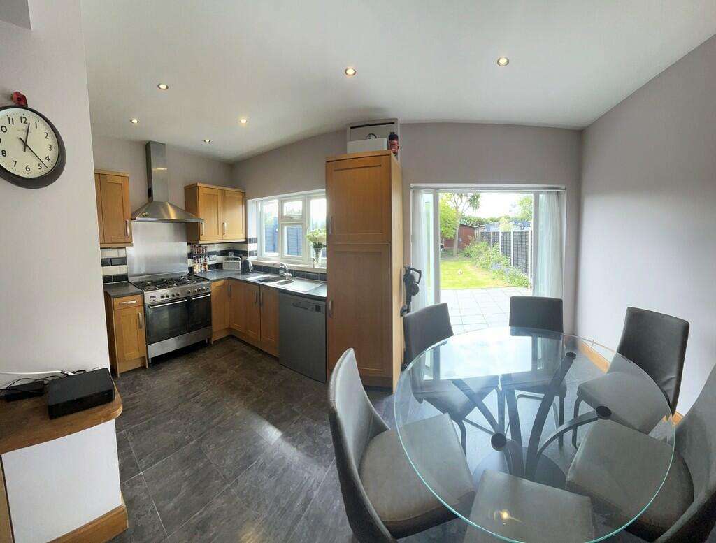 39 Waterloo Road ...