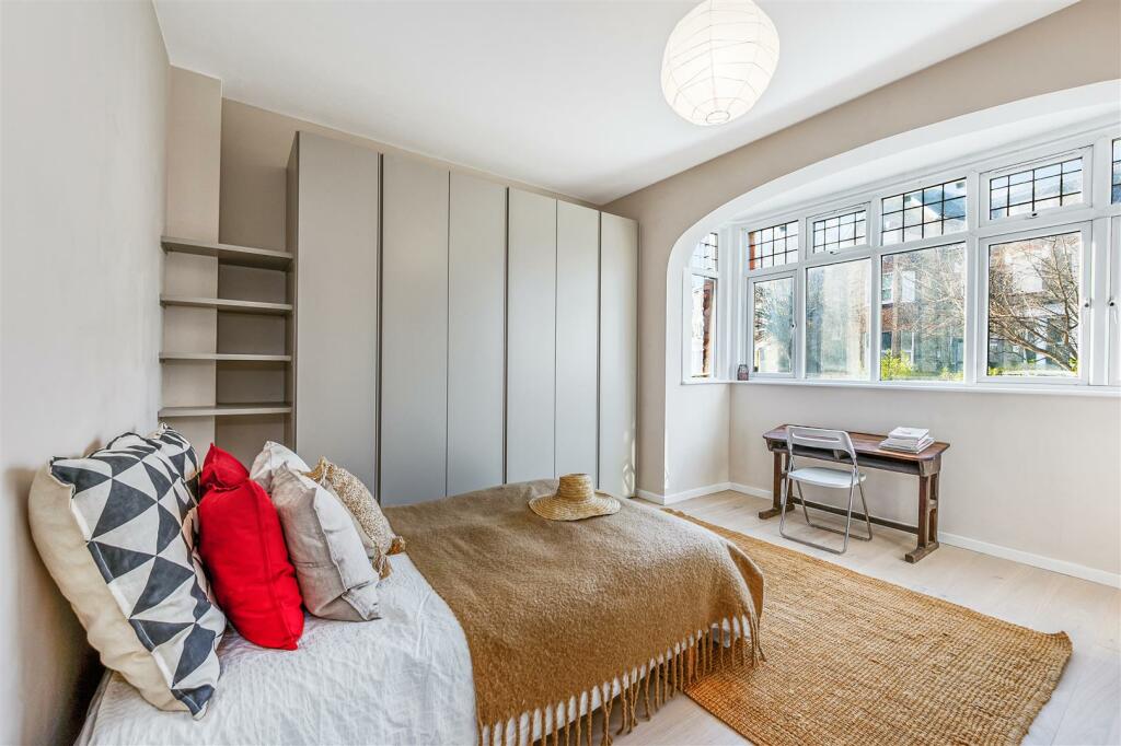 Flat 1, 49 Cumberland Park-8.jpg