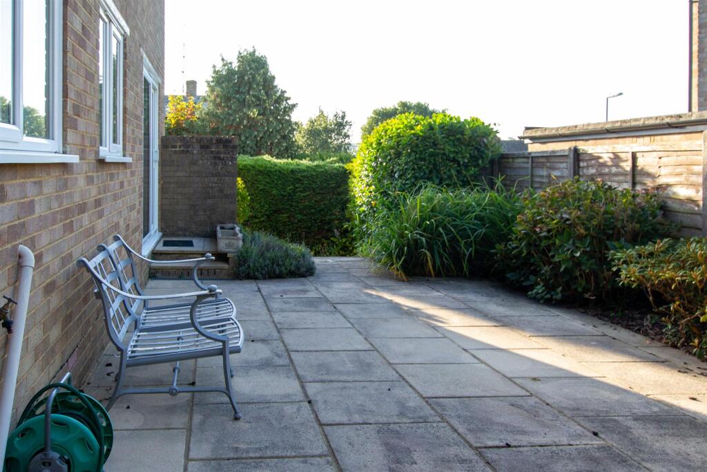 71 Harlands Rd.jpg