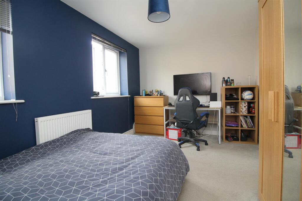 bedroom 4 image.JPG
