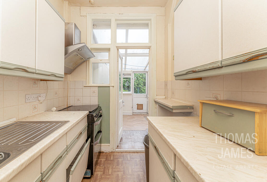 Melbourne Ave, kitchen