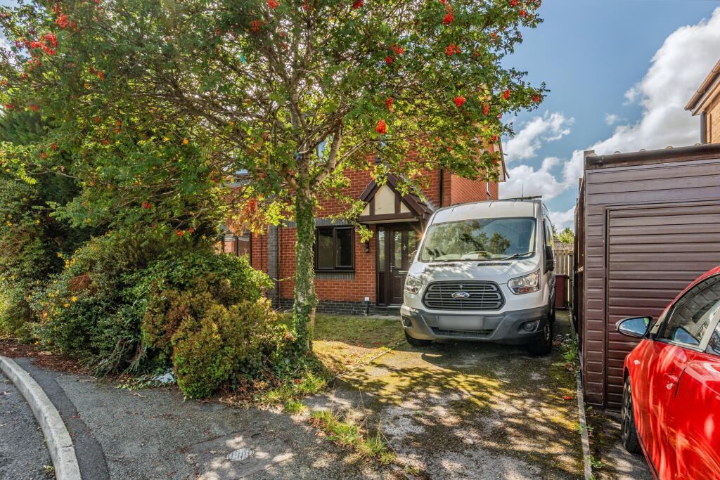 9 Sevenoaks Drive, Great Lever, Bolton, Greater Manchester, BL3 3ED