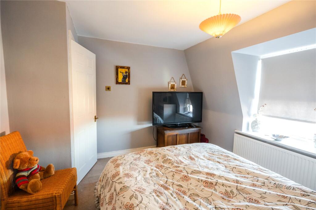Bedroom 4 (2)