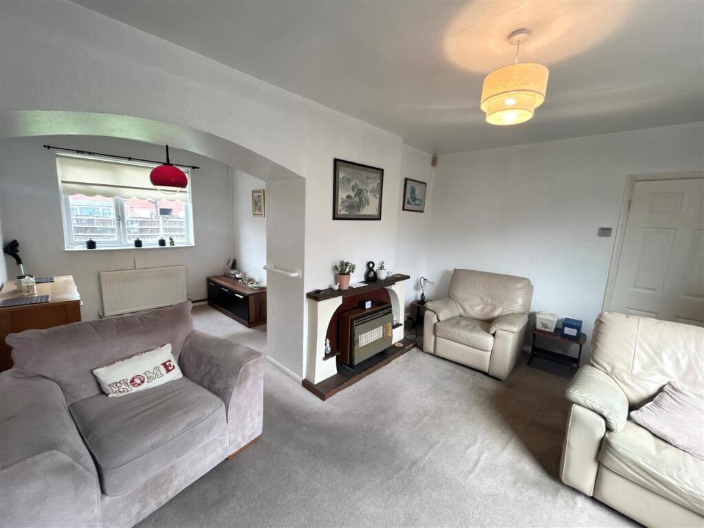 Living Room.jpg