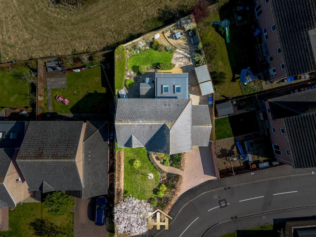 54 orchard way inchture 110425 EDIT (74 of 76).jpg