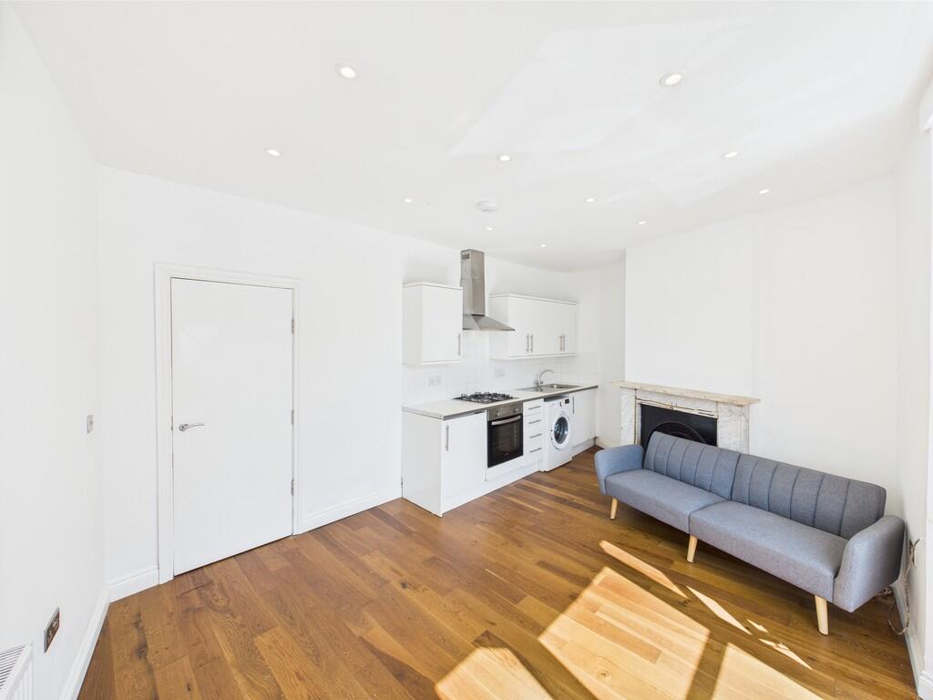 CAM03987G0-PR0101...