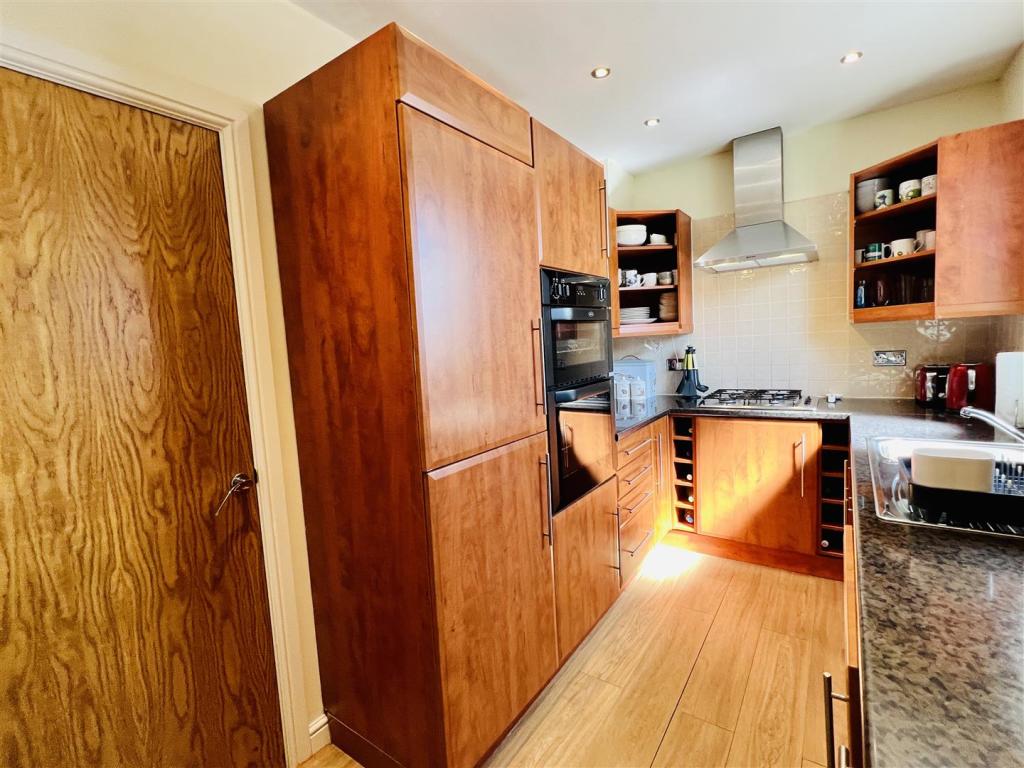 Kitchen.jpg
