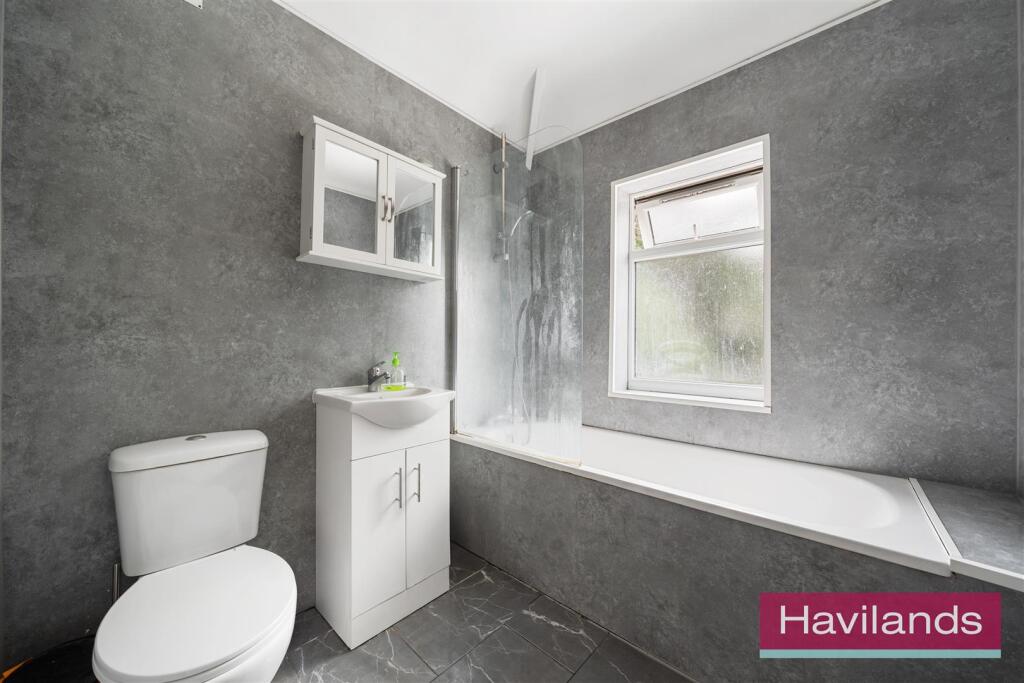 Woodgrange Avenue-8.jpg