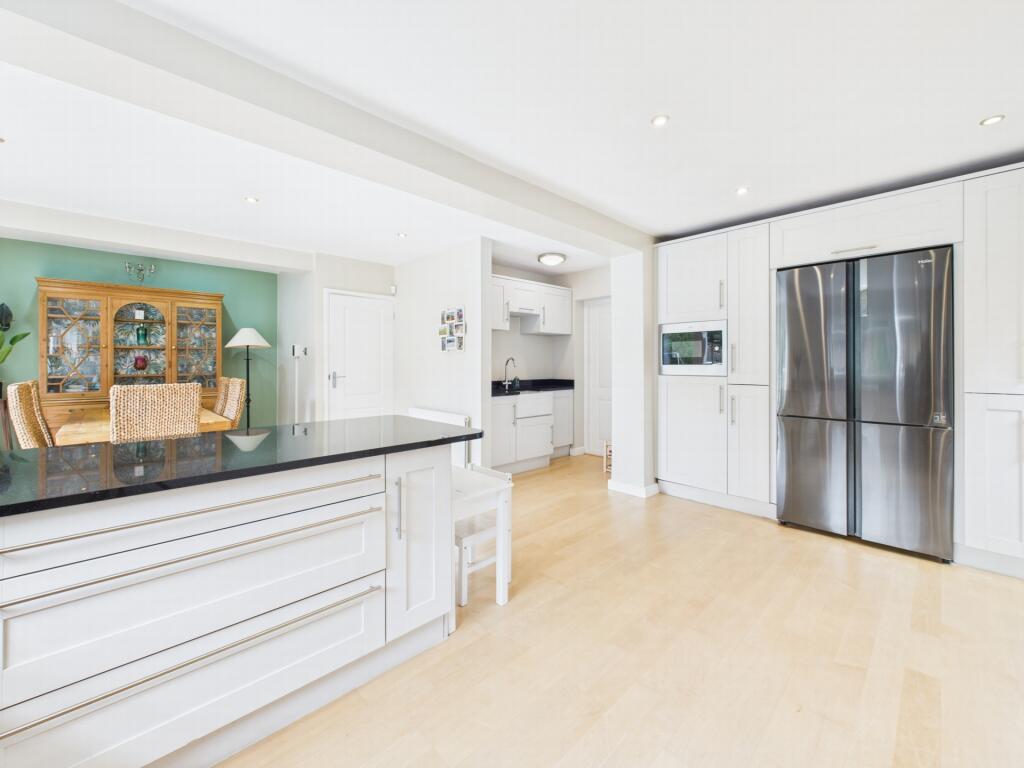 Kitchen 7