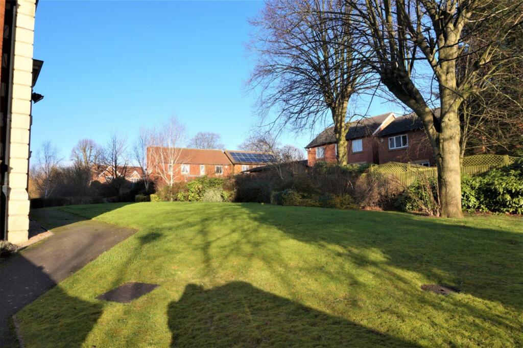 09 - Communal Gardens.jpg