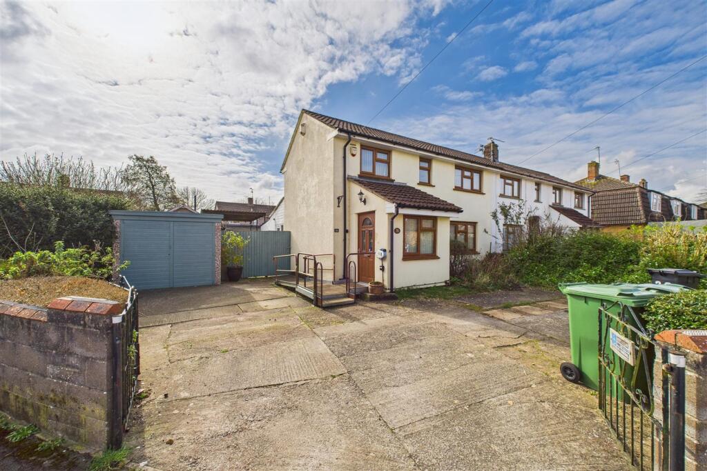26 Quarry Mead, Alveston, Near Thornbury, South Gl