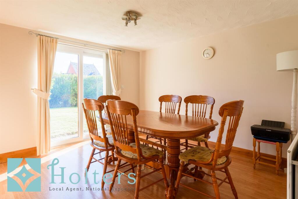 1 Maesgwasted Adfa, Newtown-15.jpg