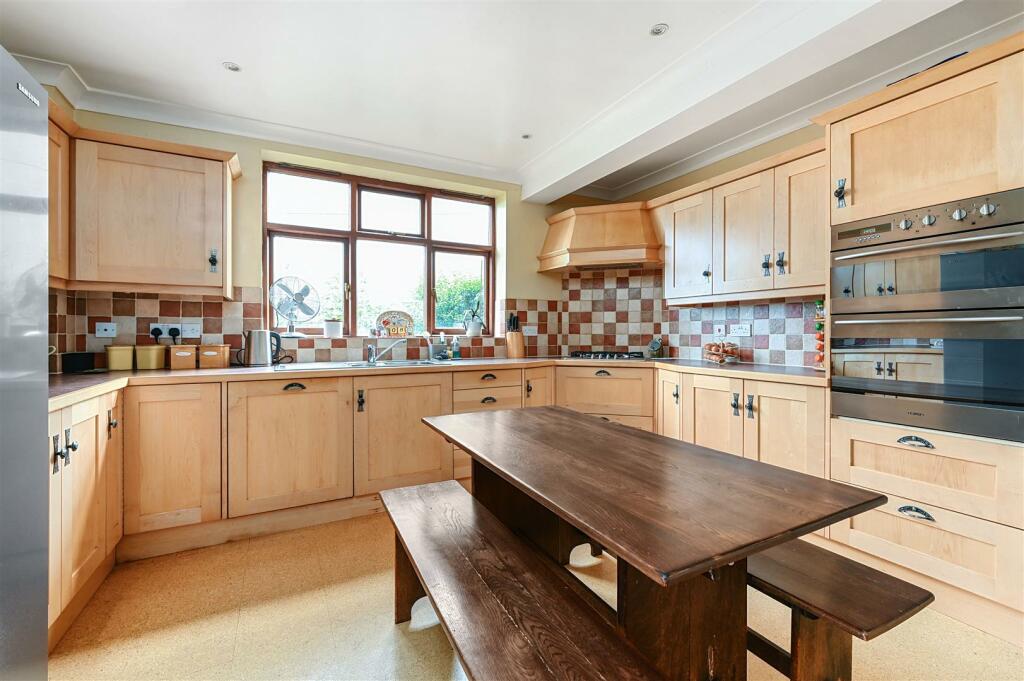 WARREN ROAD - TN354AG (2).jpg