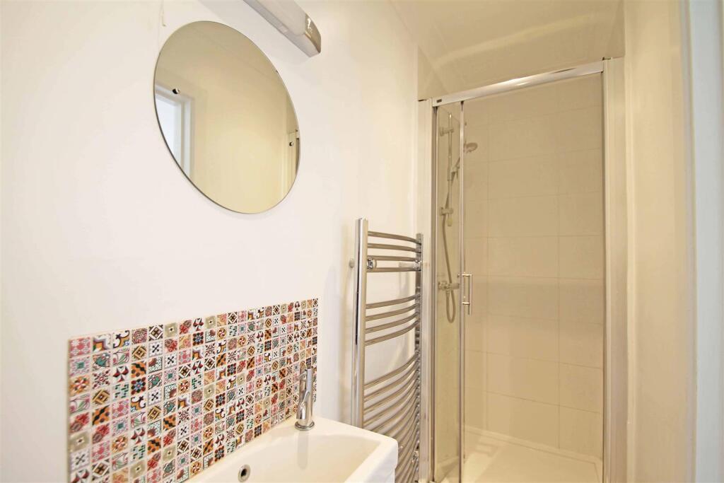 En Suite Shower Room