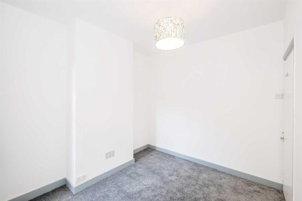 6 Cornwallis road-20.JPG