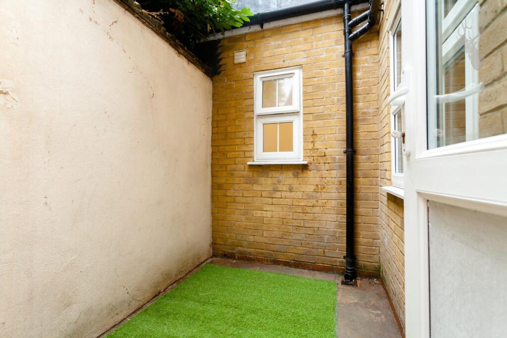 Blondin Street (13).jpg