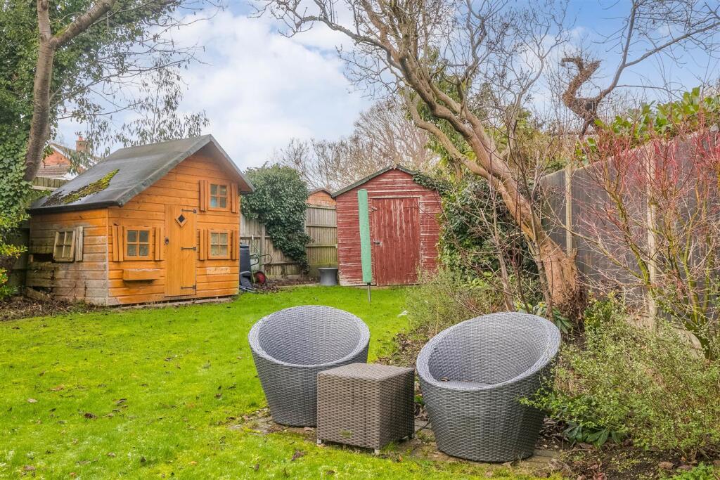 Brandles Road 13-35.jpg