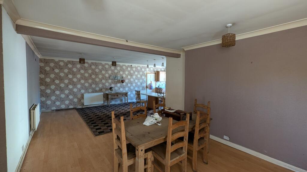 1000016255-LxtrnO6P9Xy1Vk1h