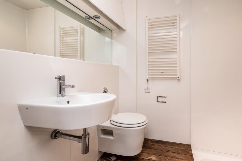 Shower Room/WC