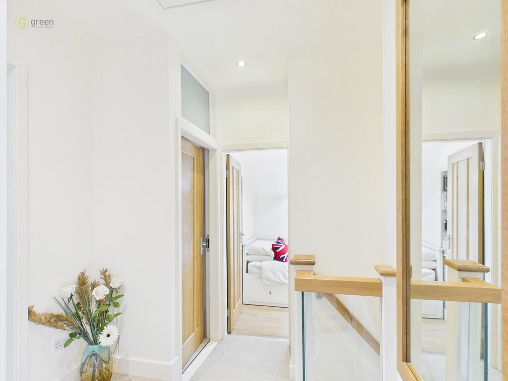 CAM03830G0-PR0216...