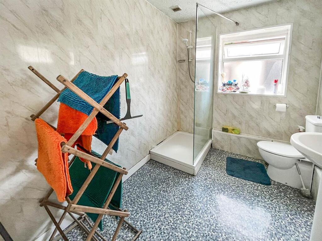 Communal Shower Room