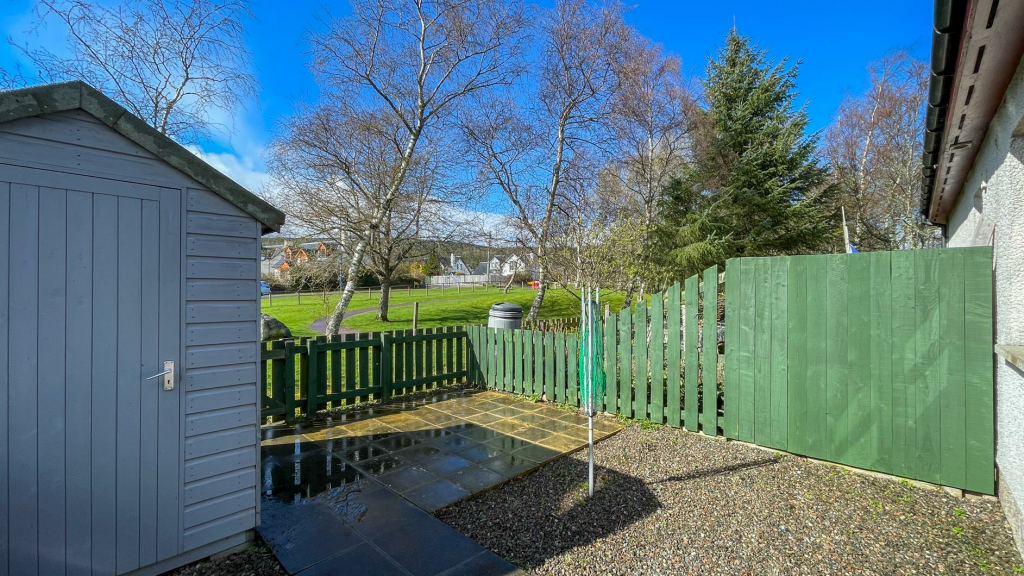 Braeriach Court 21-8.png