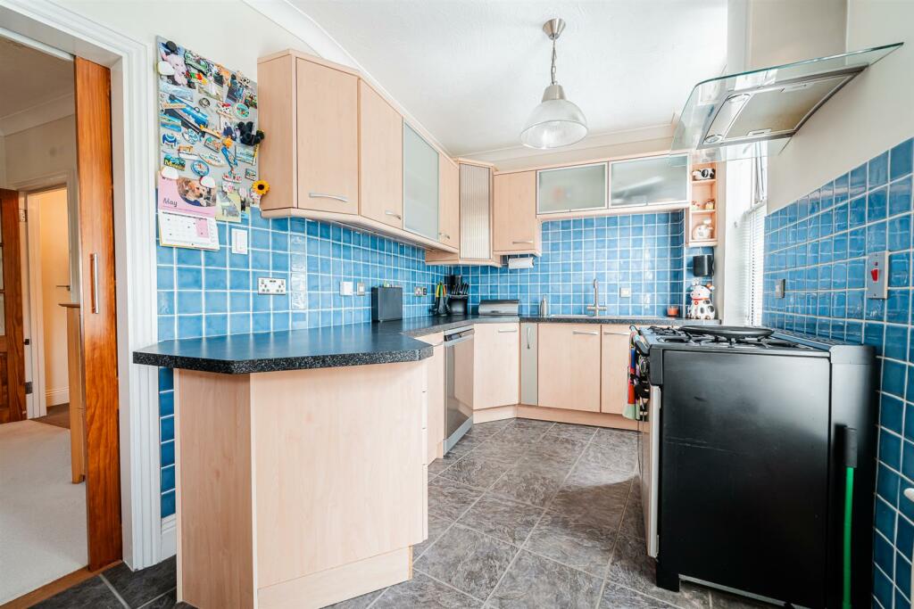 #116 -  Holly Lodge-23.jpg