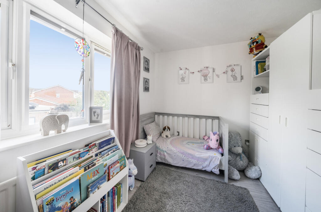 1328698-5-687e6d7...