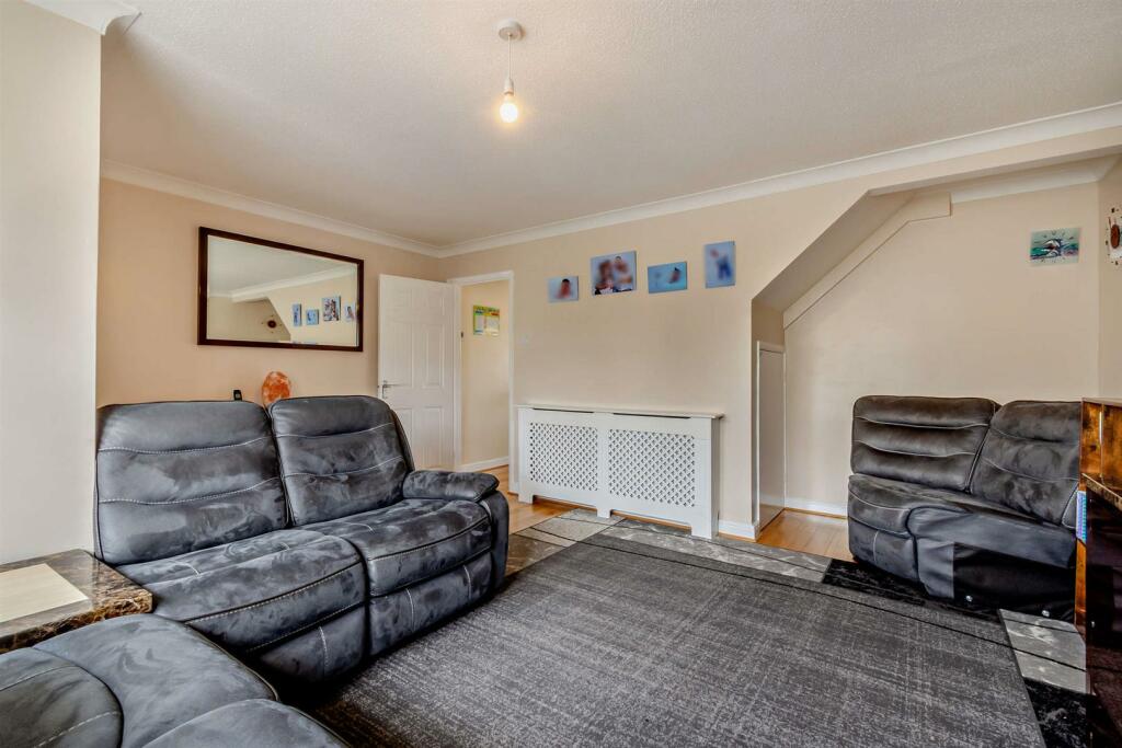 8603359-interior04-800.jpg