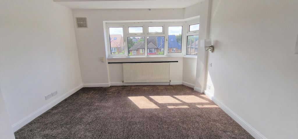 FRONT BEDROOM