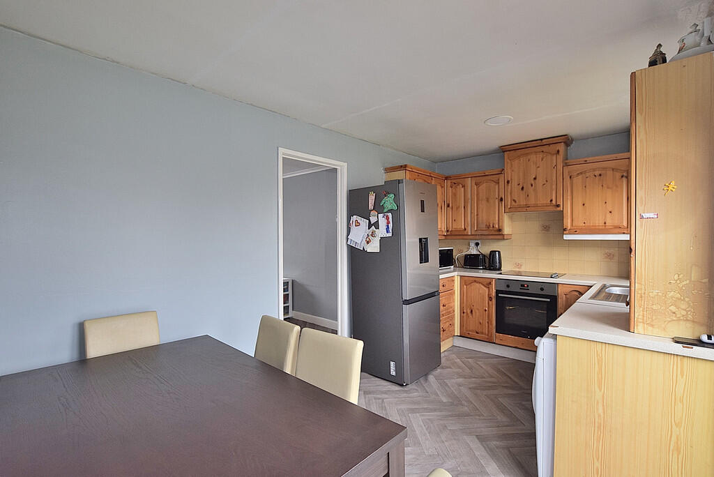 dining to kitchen...