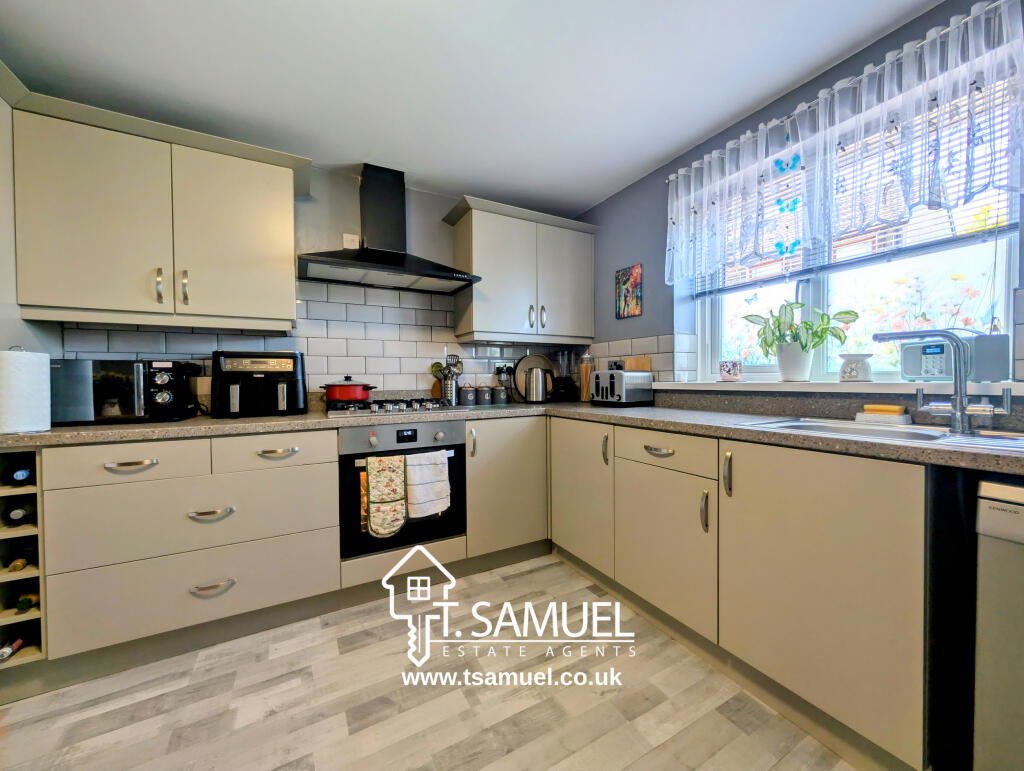 PXL_20250516_103540372~2