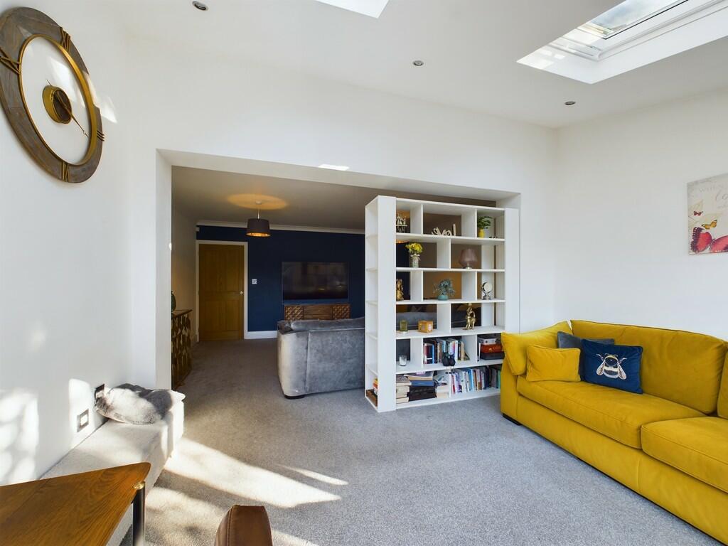 CAM01835G0-PR0096...