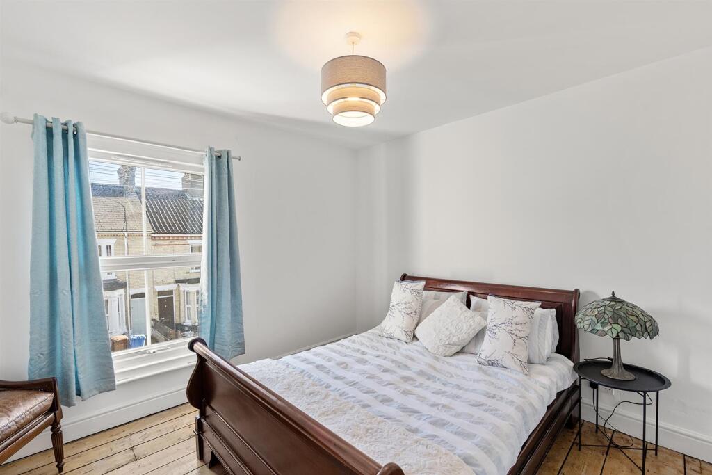 39 Cardiff Road-015.jpg