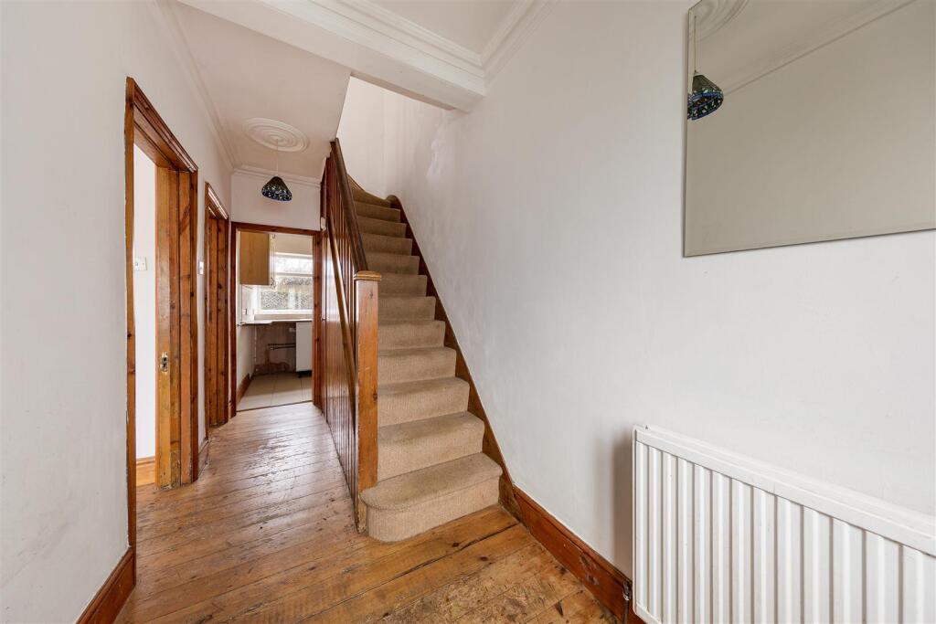 Browning Road E11