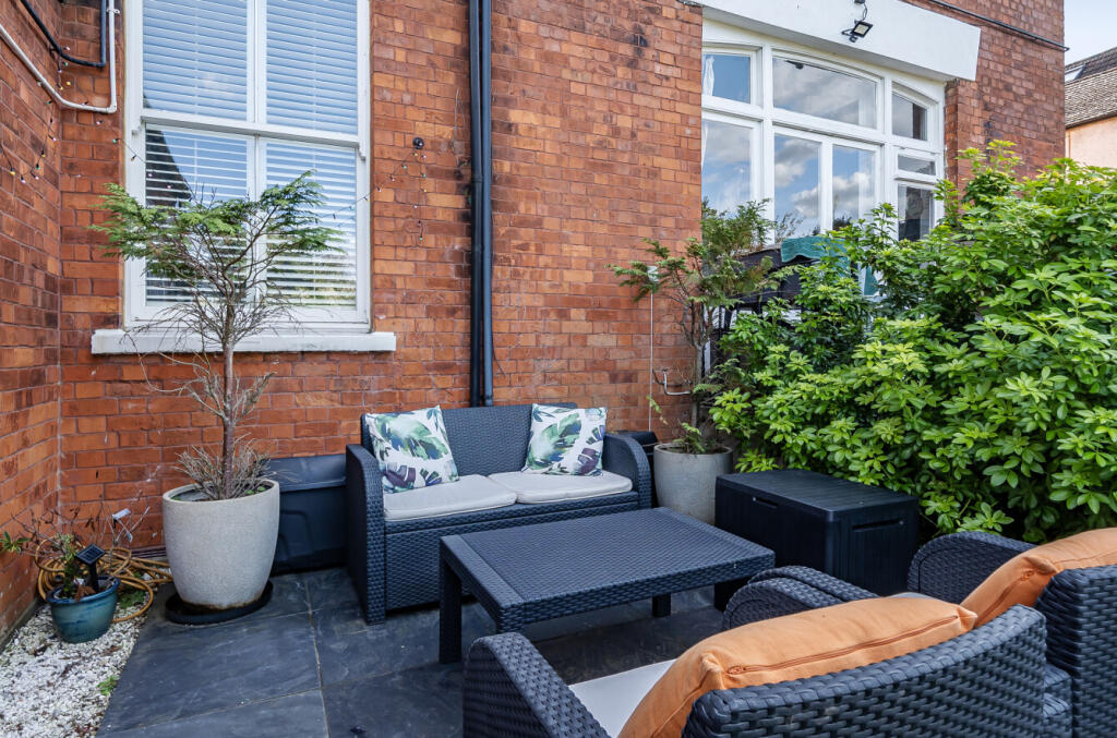 1357446-11-68d3ef...