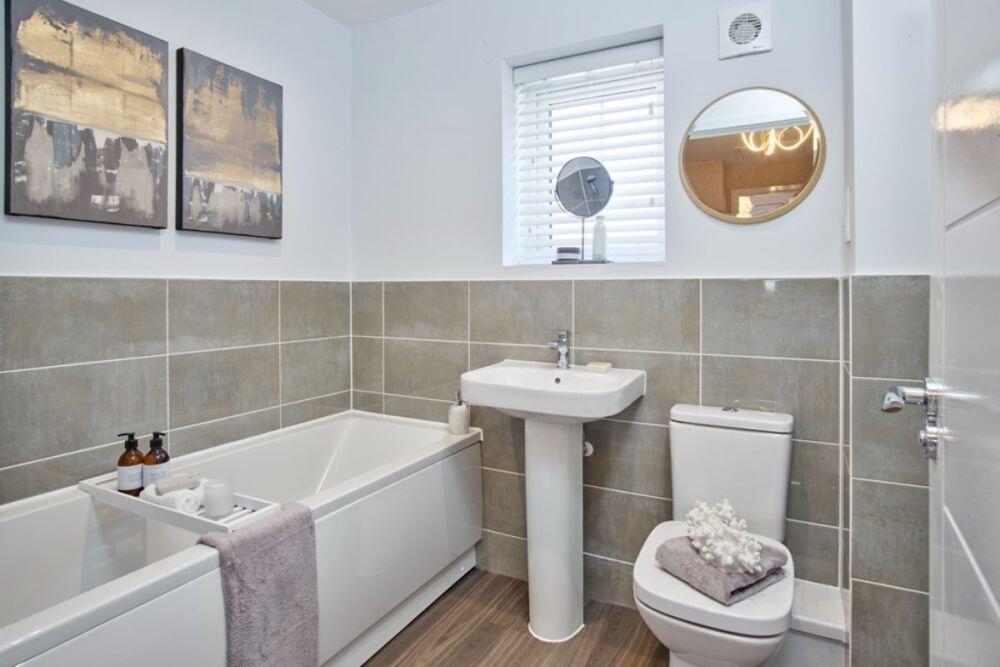 Henley Gate The Cromer