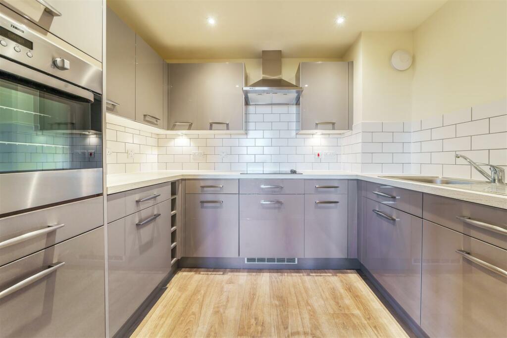 Kitchen.jpg