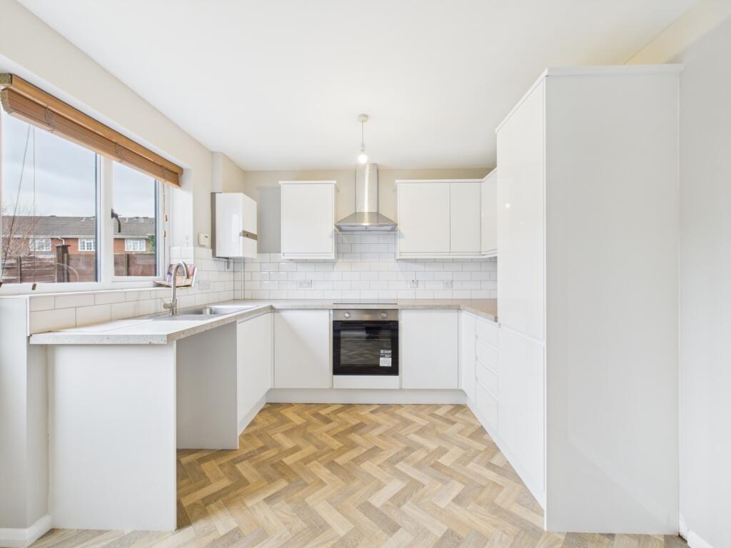 CAM05203G0-PR0010-STILL004