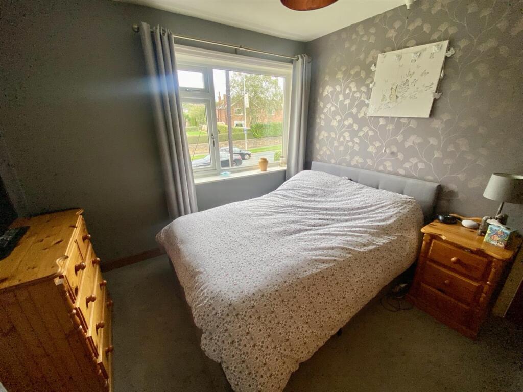 Bramleys Estate Agents - Huddersfield Road - Mirfi