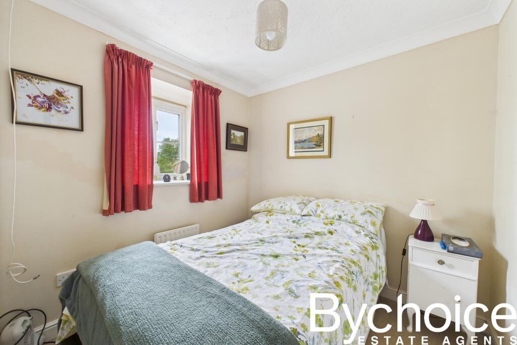 CAM05454G0-PR0017-STILL008