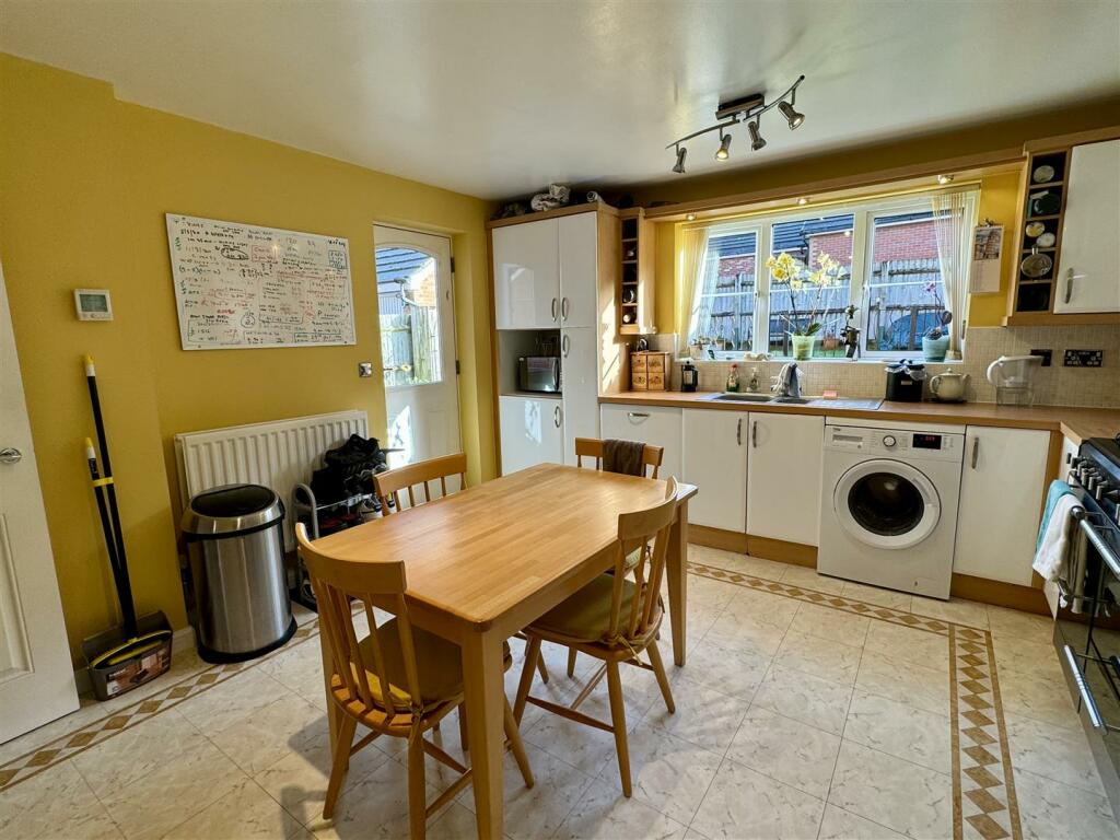 Kitchen Breakfast Room