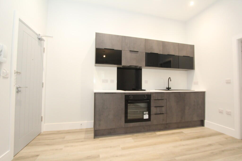 2025-10-01 15.41....