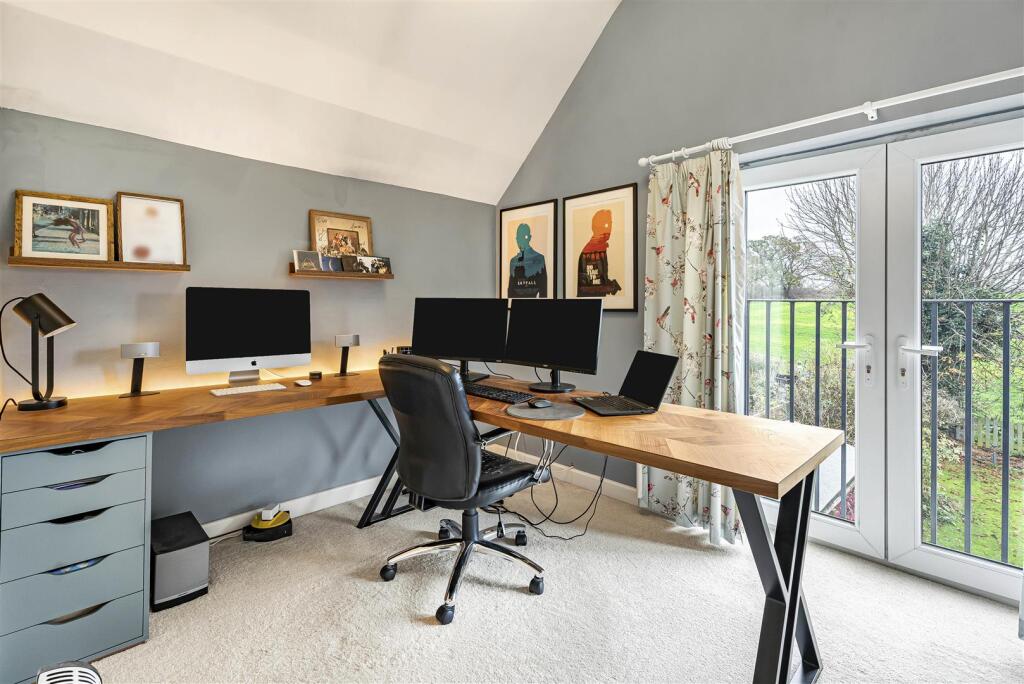 26 Lutterworth Road (25).JPG