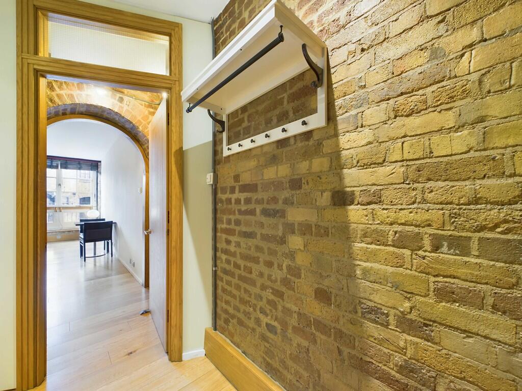 CAM03741G0-PR0064...